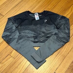 Gymshark Gray Cropped Workout Top